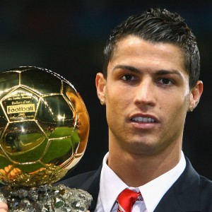 九游登录中心-青少年“篮球+全民健身”主题公益日持续火热，动员全民参与，全民健身中心篮球培训